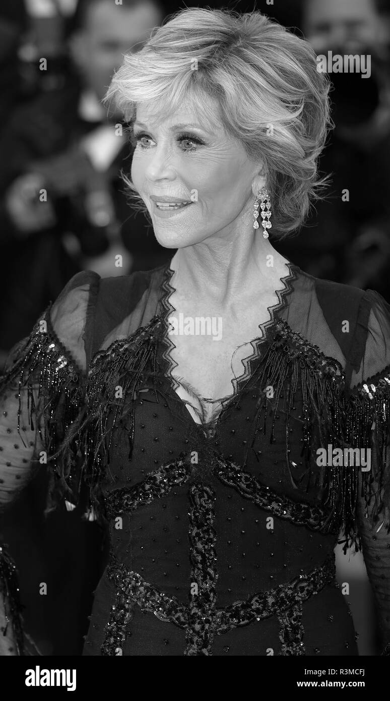 CANNES, FRANCE - 13 MAI 2018 : Jane Fonda, marche le tapis rouge pour le débrouiller projection au Festival de Cannes (Ph : Mickael Chavet) Banque D'Images