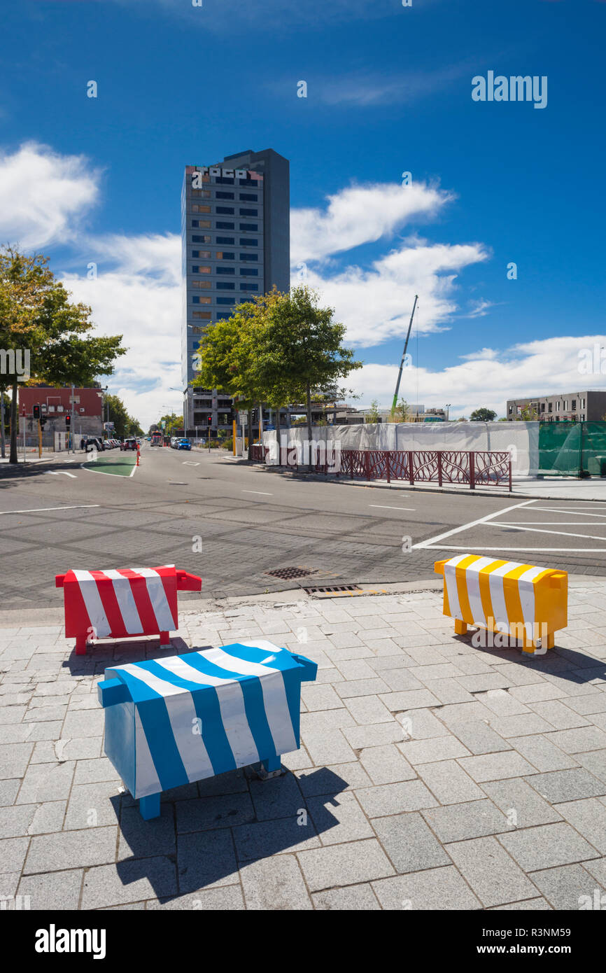 Nouvelle Zélande, île du sud, Christchurch, séisme a endommagé des capacités et des moutons en bois sculptures Banque D'Images