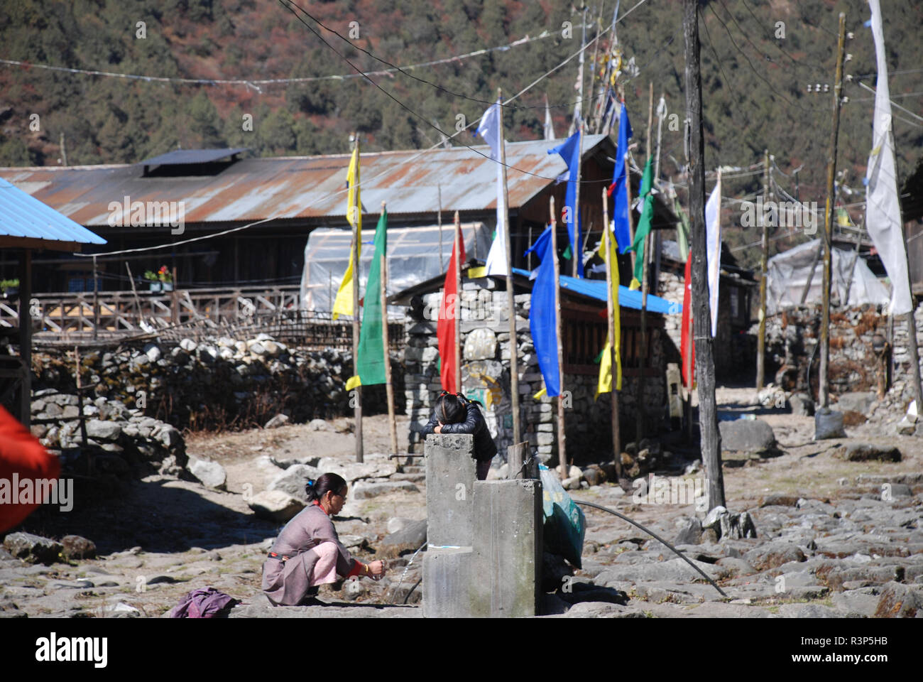 Le Himalayan village d'Olangchung Gola dans Nepa Banque D'Images