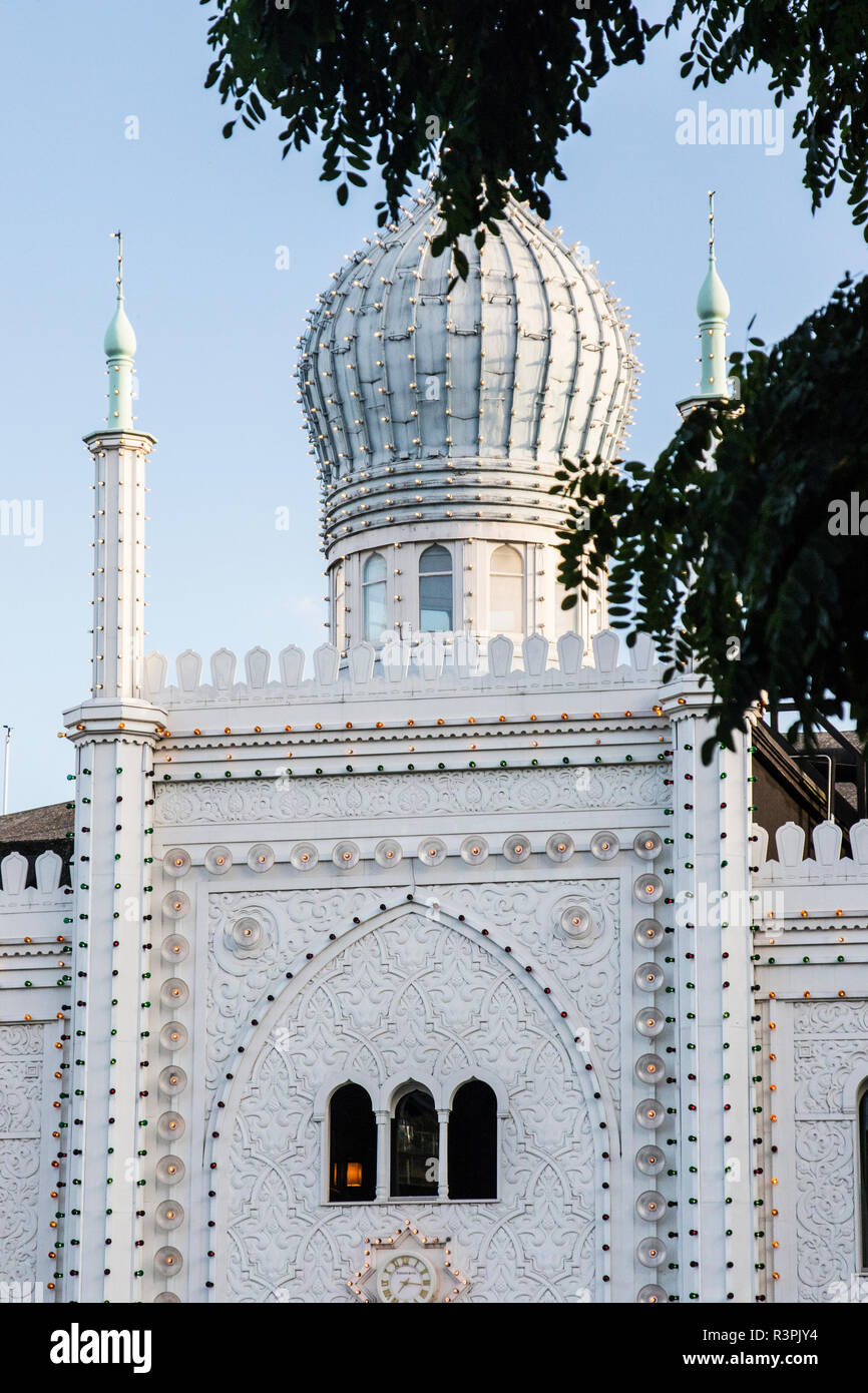 Détail du Taj Mahal à la ressemblance au Tivoli Gardens à Copenhague Banque D'Images