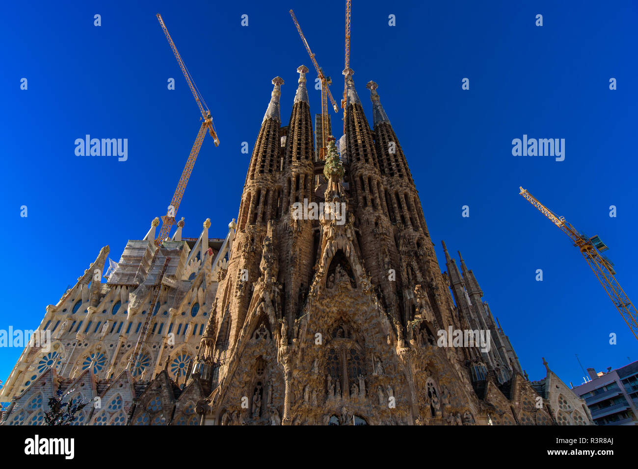 Façade de la Nativité de la Sagrada Familia, la cathédrale conçue par Gaudi à Barcelone, Espagne Banque D'Images
