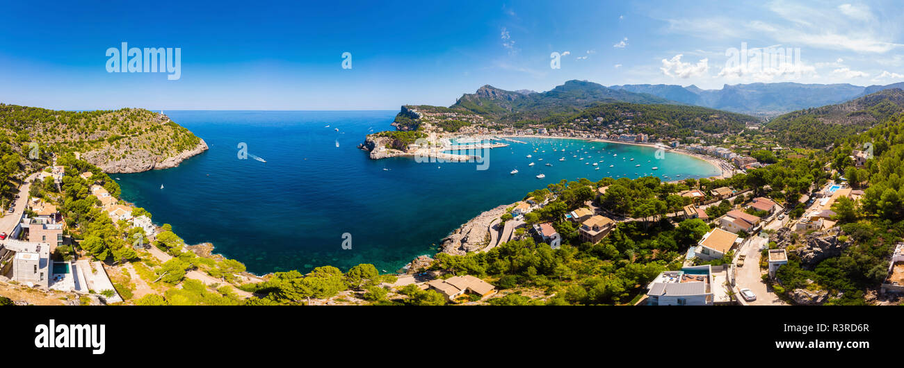 L'Espagne, Îles Baléares, Mallorca, Serra de Tramuntana, Port de Soller, vue panoramique Banque D'Images