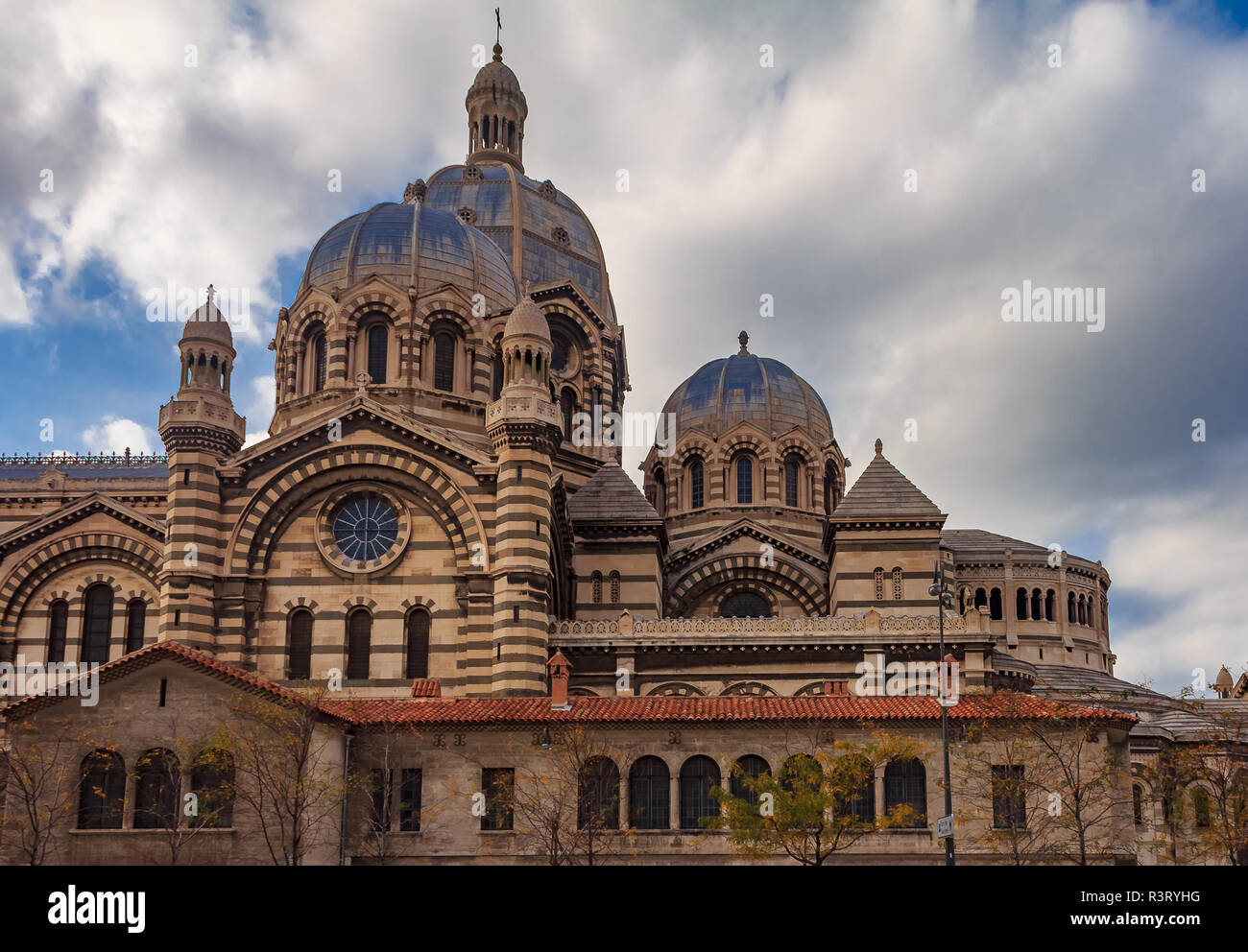 Cathédrale La Major ou Marseille Cathédrale est une cathédrale catholique romaine, et un monument national, le siège de l'Archidiocèse de Marseille, France Banque D'Images