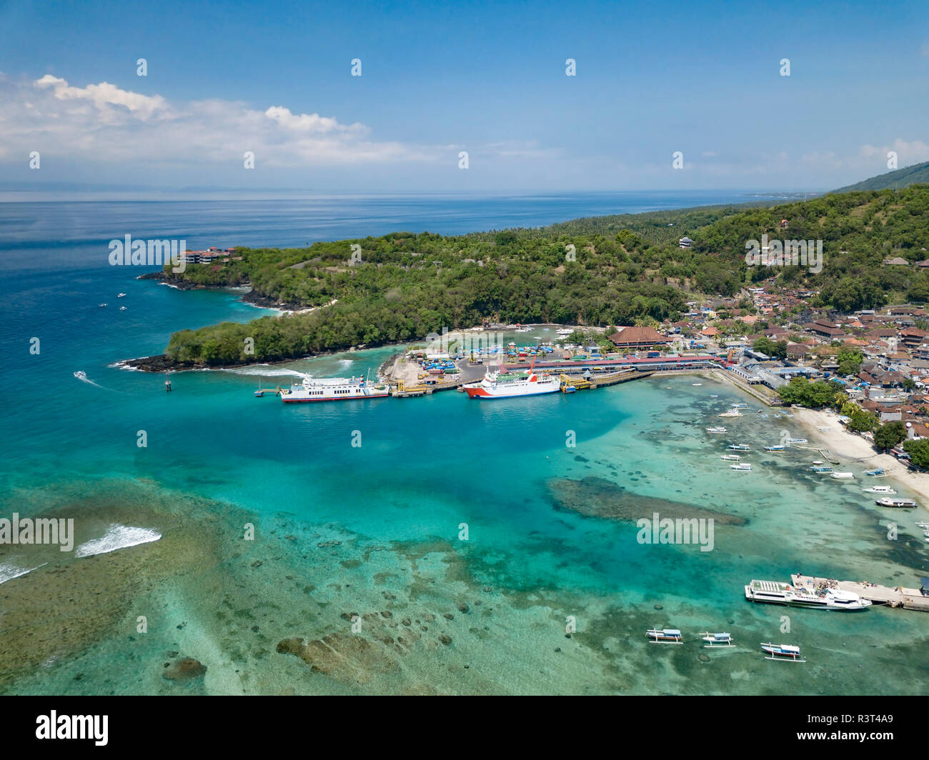 L'INDONÉSIE, Bali, vue aérienne de la baie, plage, Padangbai Banque D'Images