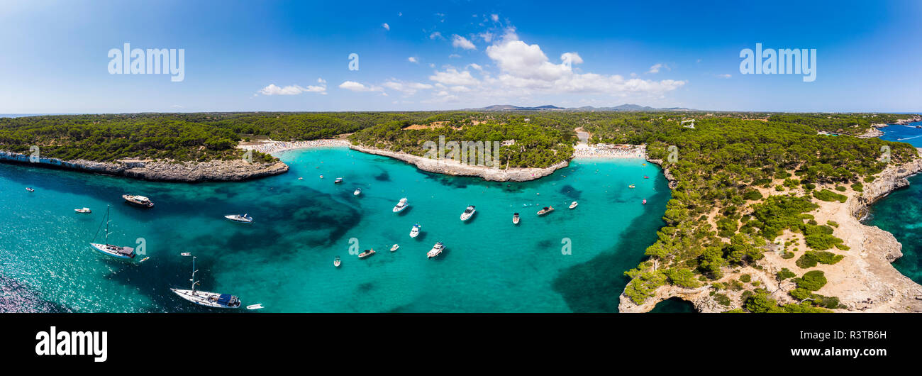 L'Espagne, Îles Baléares, Mallorca, Cala Mondrago Vue aérienne de et Playa Mondrago, Mandrago Nature Park Banque D'Images