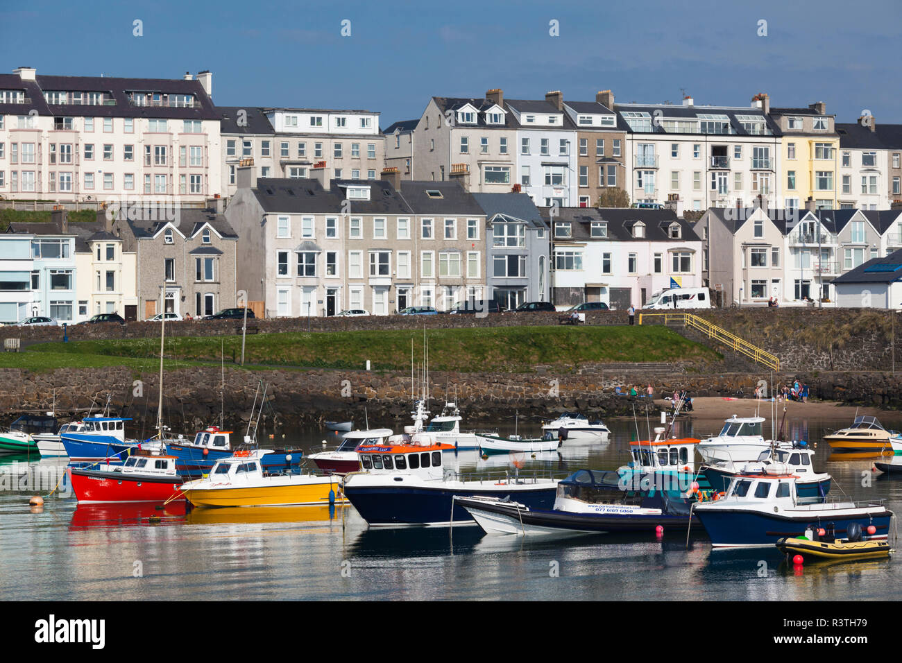 Royaume-uni, Irlande du Nord, County Antrim, Northern Ireland, port avec bateaux Banque D'Images
