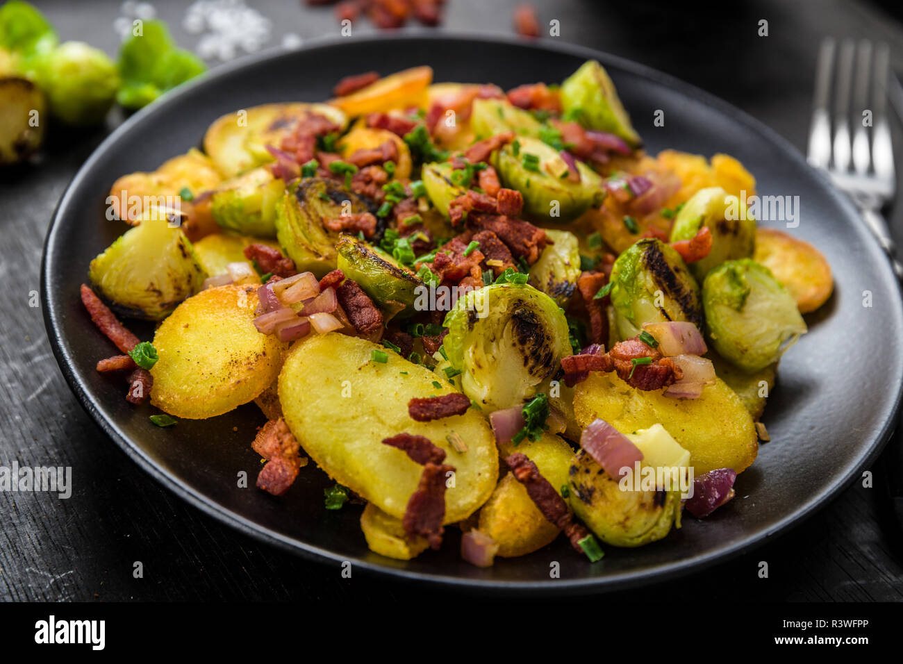 Recette Choux Bruxelles Pomme De Terre Lardon www.alamyimages.fr