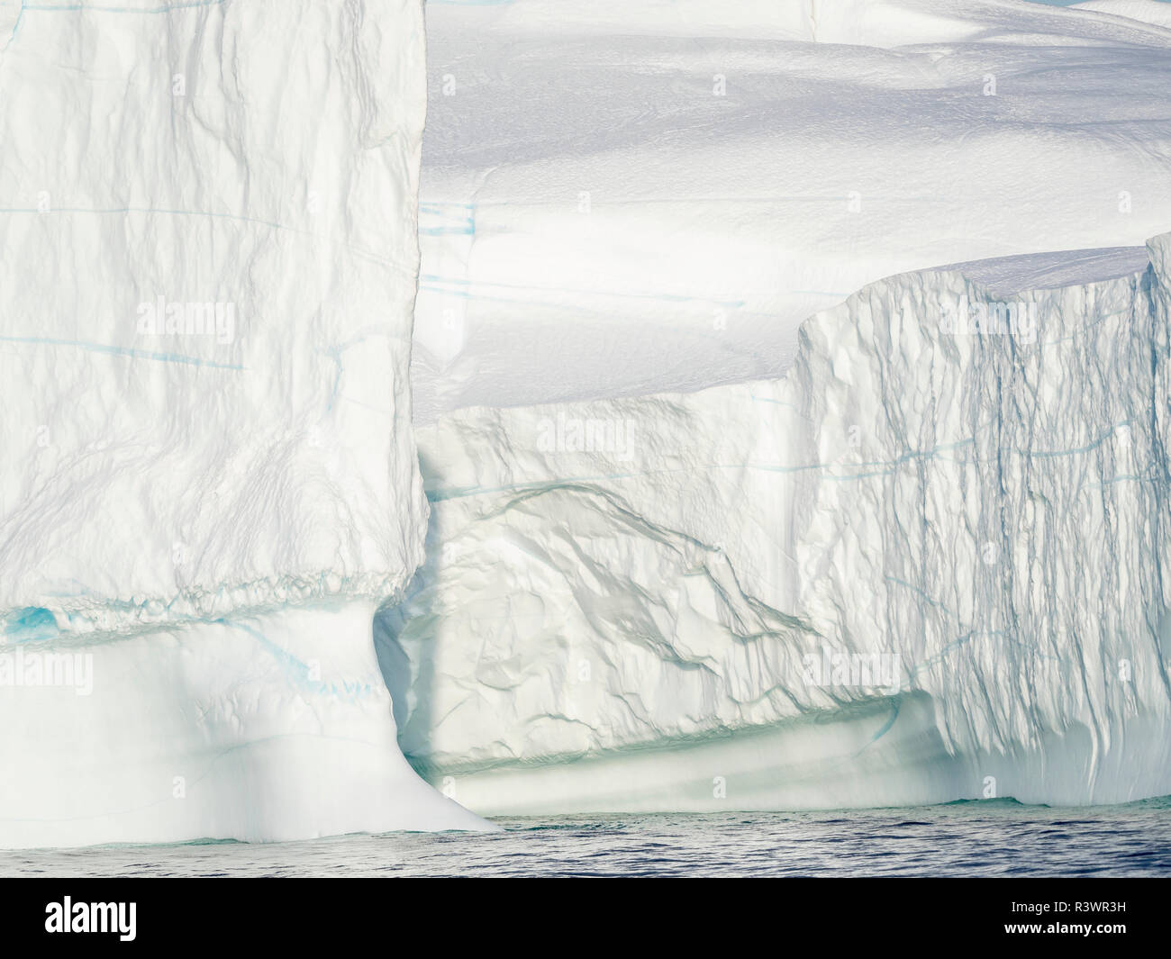 Dans l'Iceberg (Qeqertarsuup Tunua la baie Disko) près d'Ilulissat. Le Groenland, Danemark Banque D'Images