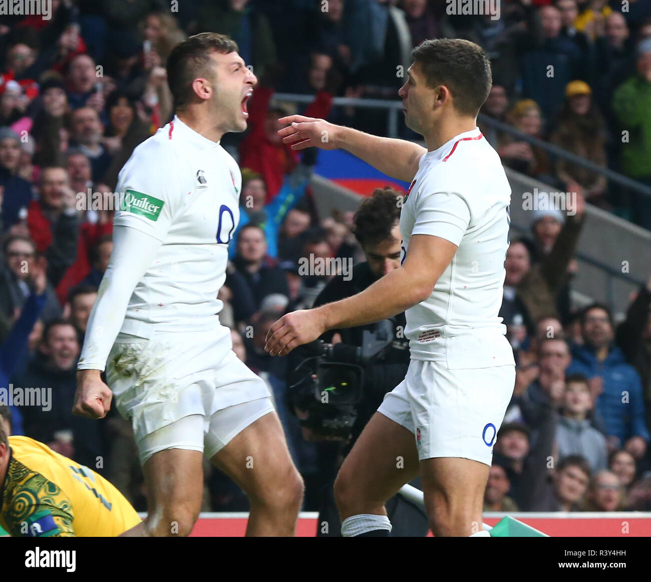 Londres, Royaume-Uni, 24 novembre, 2018 Jonny peut d'Angleterre célèbre sa essayer pendant 183 International entre l'Angleterre et l'Australie à Twickenham , , Londres, Angleterre le 24 Nov 2018. Action Crédit photo : Action Crédit C Sport Sport Foto/Alamy Live News Banque D'Images Londres, Royaume-Uni, 24 novembre, 2018 Jonny peut d'Angleterre célèbre sa essayer pendant 183 International entre l'Angleterre et l'Australie à Twickenham , , Londres, Angleterre le 24 Nov 2018. Action Crédit photo : Action Crédit C Sport Sport Foto/Alamy Live News Banque D'Images