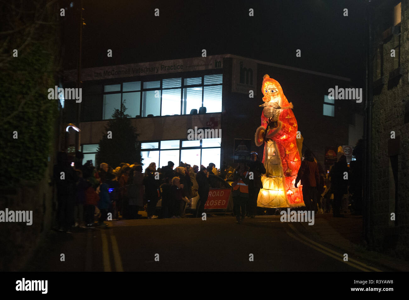 Une image de la lumière Mossley annuel Festival dans le village de Pennine Mossley, Greater Manchester le samedi 24 novembre 2018. Banque D'Images