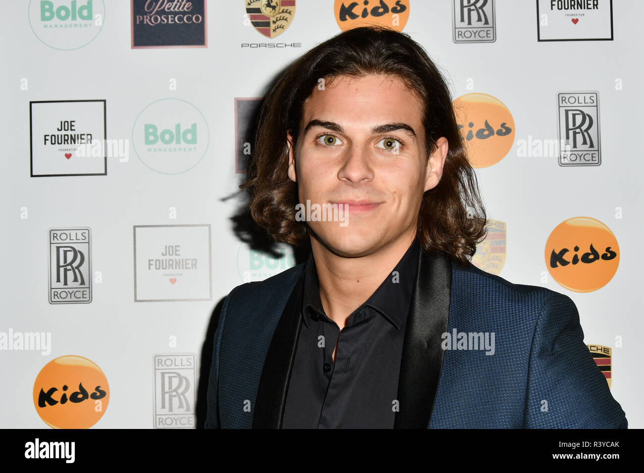 Chris Clark assiste à un dîner afin de recueillir des fonds pour les enfants, un organisme qui appuie les enfants handicapés, les jeunes et leurs familles à Riverbank Park Plaza le 24 novembre 2018, Londres, Royaume-Uni. Credit Photo : Alamy/Capital Live News Banque D'Images