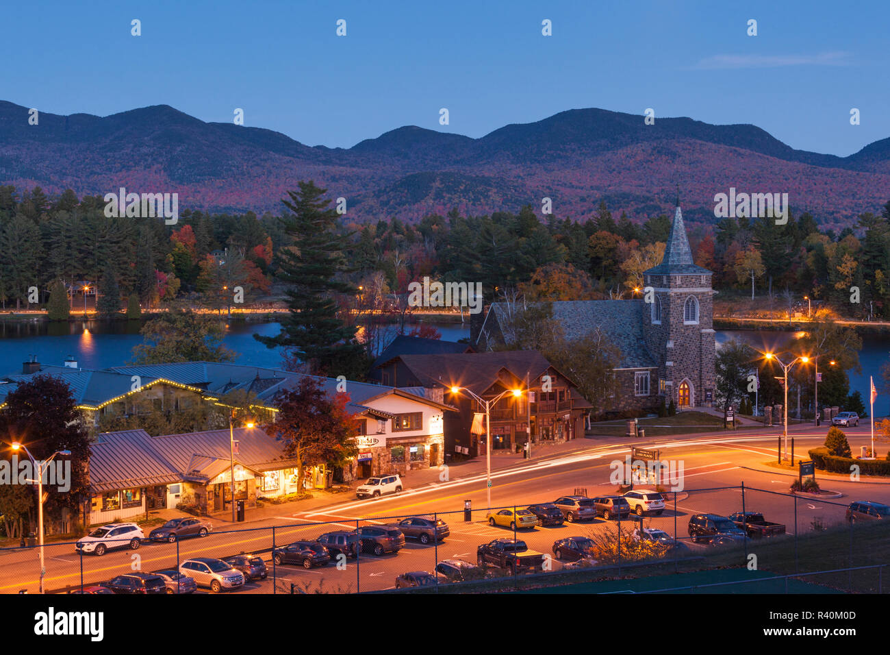 USA, New York, des montagnes Adirondack, Lake Placid, Adirondack Community Church Banque D'Images