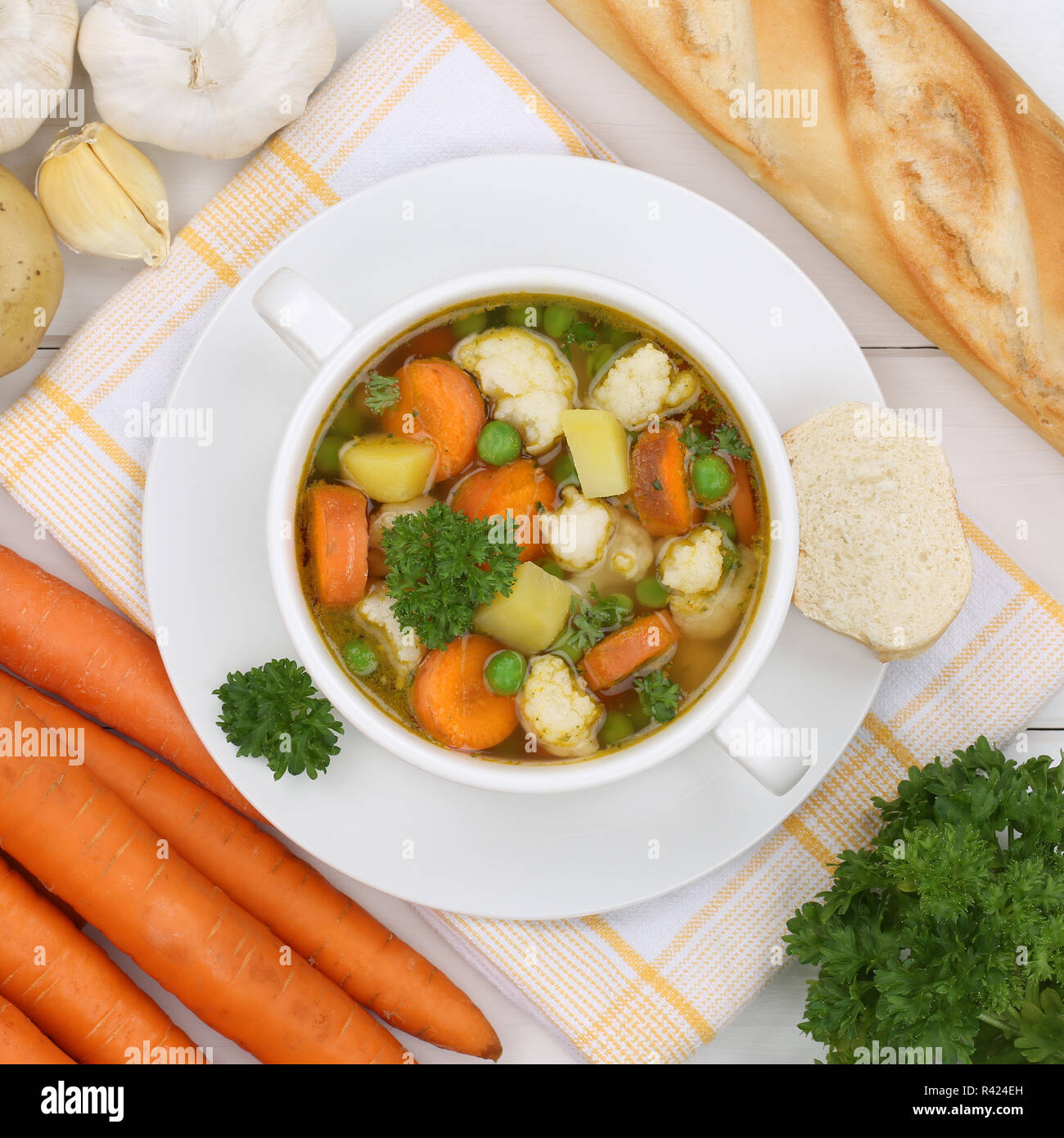 Soupe aux légumes soupe aux légumes soupe de tasse de au-dessus de la saine alimentation Banque D'Images