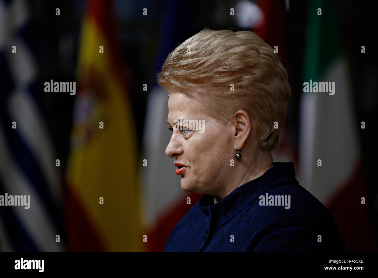 Bruxelles, Belgique. 25Th Nov 2018. Le président de la Lituanie, Dalia Grybauskaite arrive à assister à un sommet des dirigeants de l'extraordinaire de l'UE pour finaliser et formaliser l'accord Brexit. Alexandros Michailidis/Alamy Live News Banque D'Images