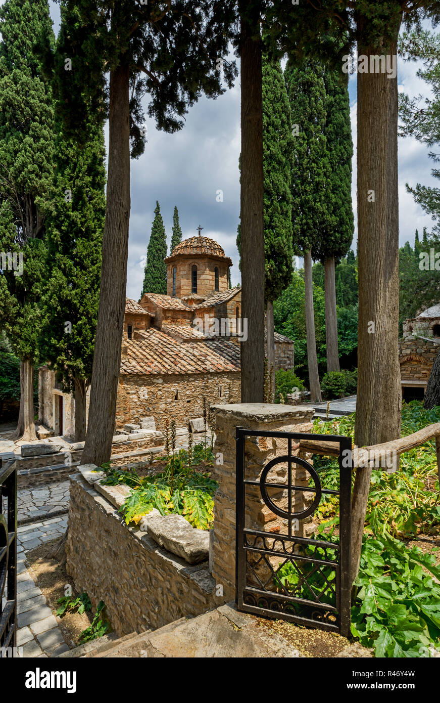 Kaisariani, monastère byzantin à la montagne Hymette, près d'Athènes, Grèce. Site du patrimoine mondial. Banque D'Images