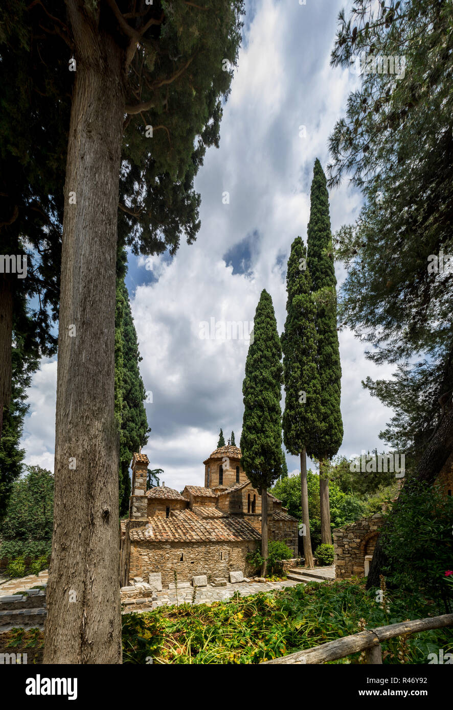 Kaisariani, monastère byzantin à la montagne Hymette, près d'Athènes, Grèce. Site du patrimoine mondial. Banque D'Images