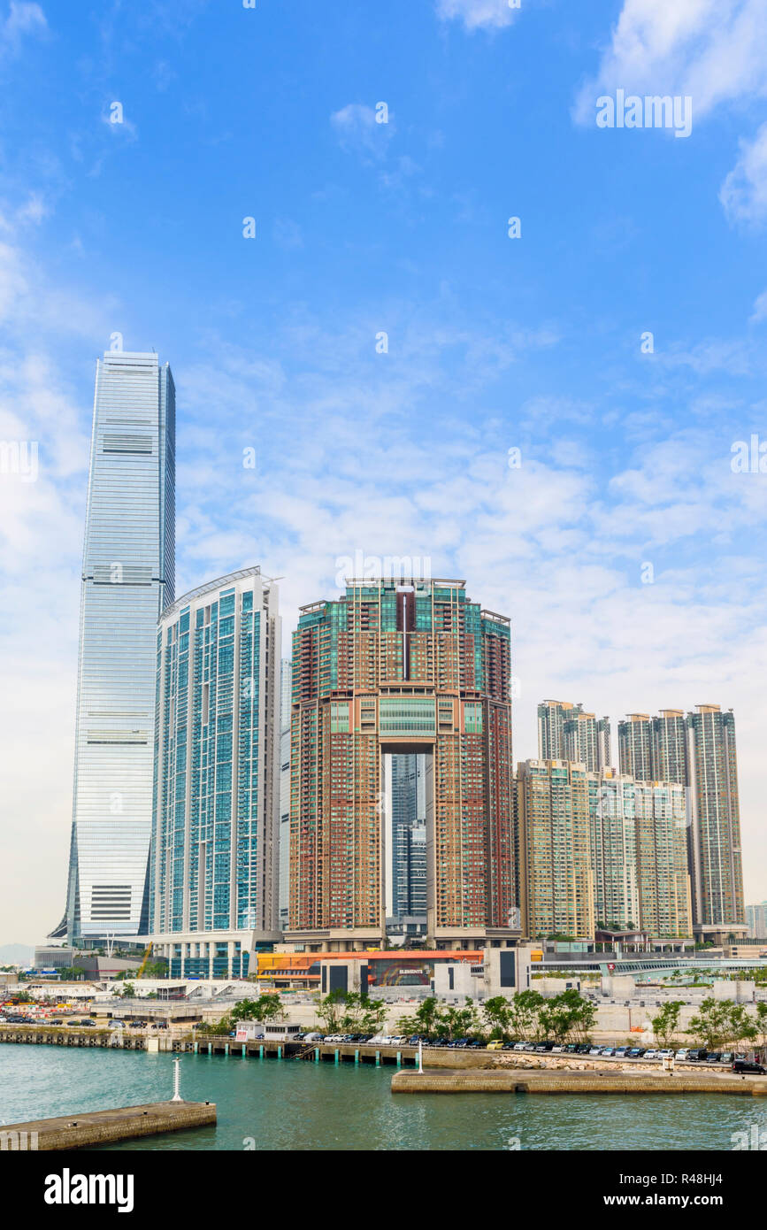 Développement commercial et résidentiel de Union Square avec l'International Commerce Centre, le Harbourside et à l'Arche, à l'Ouest de Kowloon, Hong Kong Banque D'Images