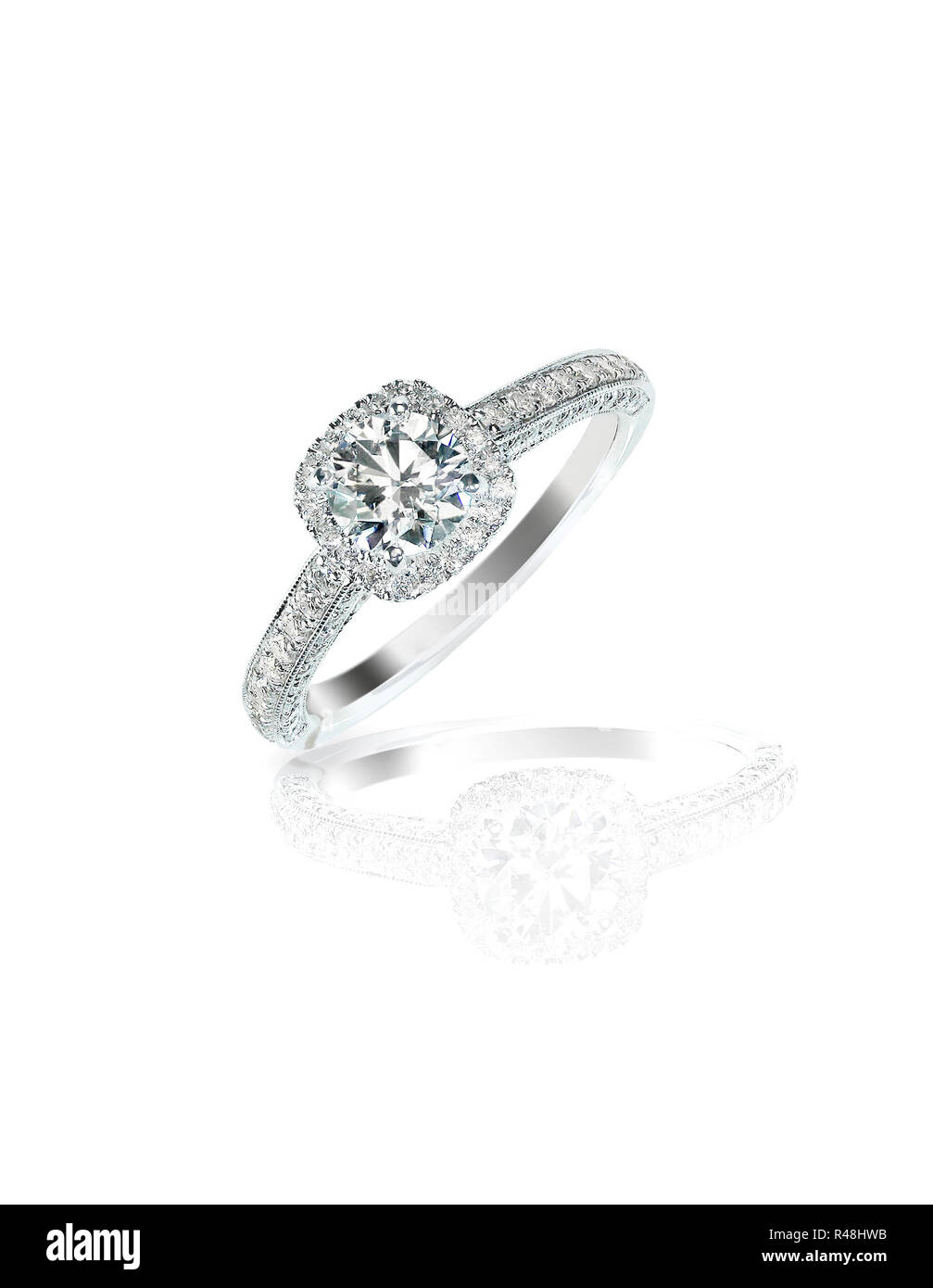 Le solitaire diamant rond brillant bague de mariage Banque D'Images