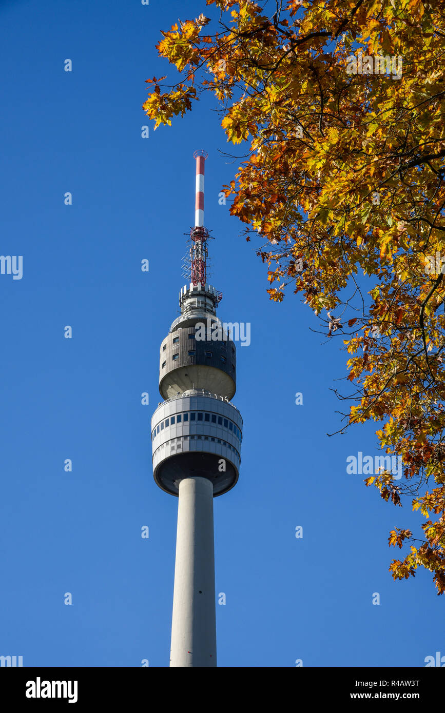 Florian tower, Florianturm, tour de télévision, Westfalenpark, Dortmund, Ruhr, Rhénanie du Nord-Westphalie, Allemagne Banque D'Images