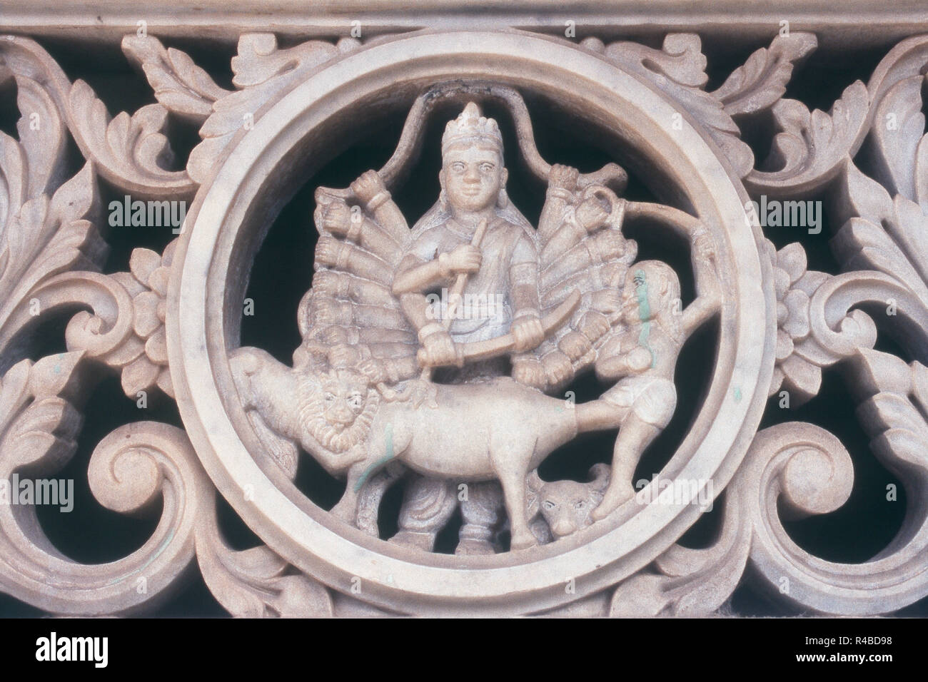 Sculpté en marbre jalli de déesse Durga, Sayla, Gujarat, Inde, Asie Banque D'Images