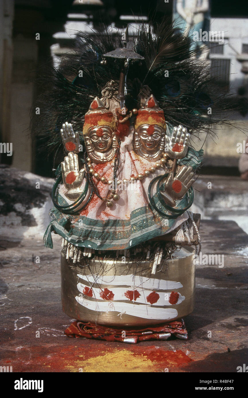 Déesse hindoue à Banashankari Second Stage Amma Temple, Badami, Karnataka, Inde, Asie Banque D'Images