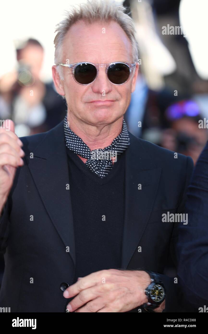 CANNES, FRANCE - 19 MAI 2018 : Sting, marche le tapis rouge avant de 'l'homme qui a tué Don Quichotte" au 71e Festival de Cannes Banque D'Images