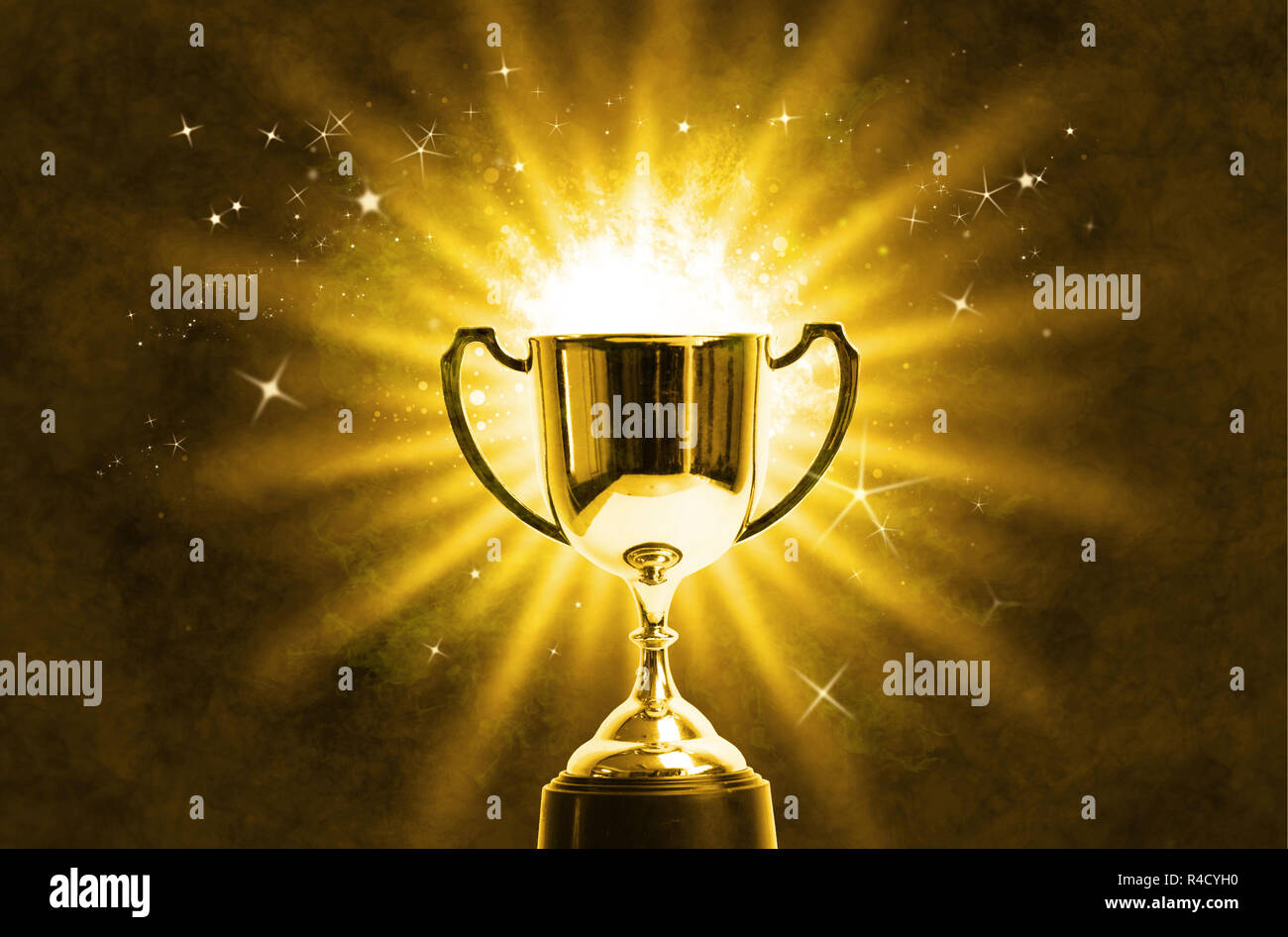 Vainqueur Trophée avec résumé fond clair brillant Banque D'Images