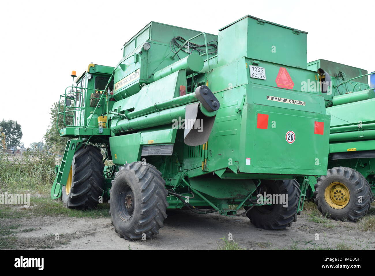 Moissonneuses-batteuses Don. Les machines agricoles. Banque D'Images