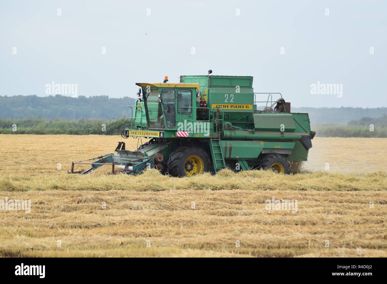 Moissonneuses-batteuses Don. Les machines agricoles. Banque D'Images