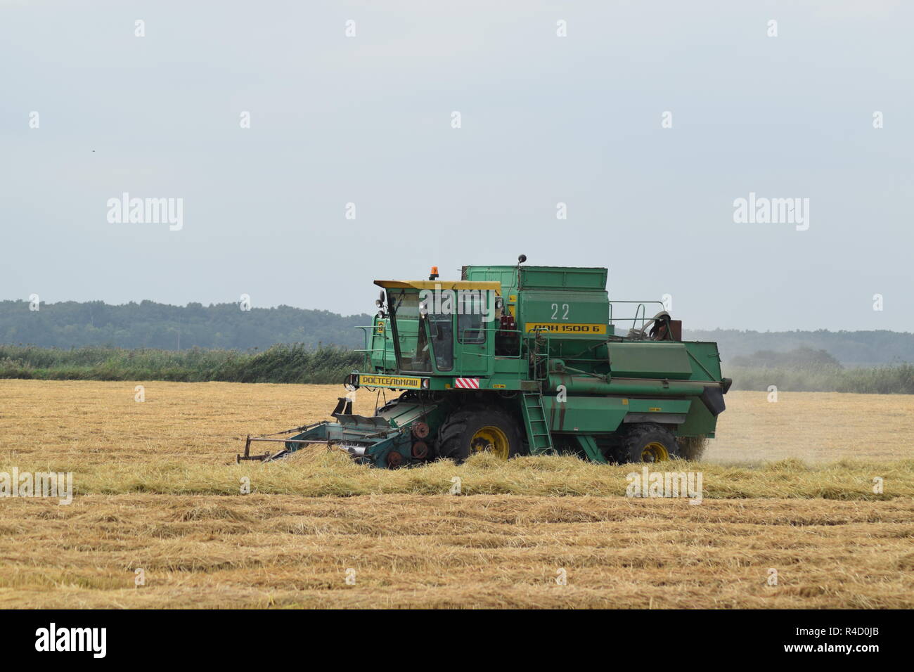 Moissonneuses-batteuses Don. Les machines agricoles. Banque D'Images