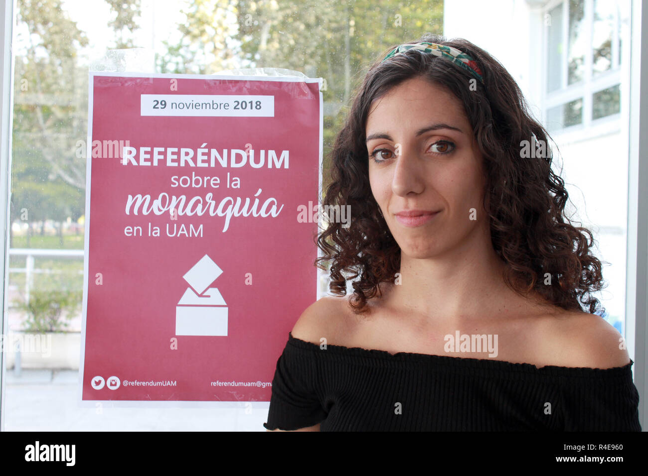 Madrid, Espagne. 31 octobre, 2018. Lucía Nistal, porte-parole de l'initiative des étudiants et des enseignants qui va organiser un "référendum" sur l'avenir de la monarchie espagnole à l'Université Autonome de Madrid (UAM) le 29 novembre. (Dpa : 'sans Royals ? - Comment les élèves défi la monarchie' du 27.11.2018) Crédit : Sofie Czilwik/dpa/Alamy Live News Banque D'Images