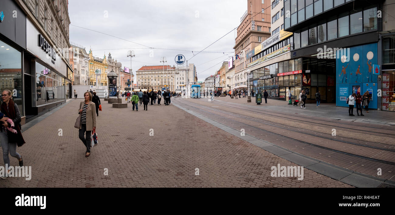 Zageb, Croatie - 2 octobre,Panorama de la place principale de la ville de Zagreb à partir de la rue Ilica Banque D'Images