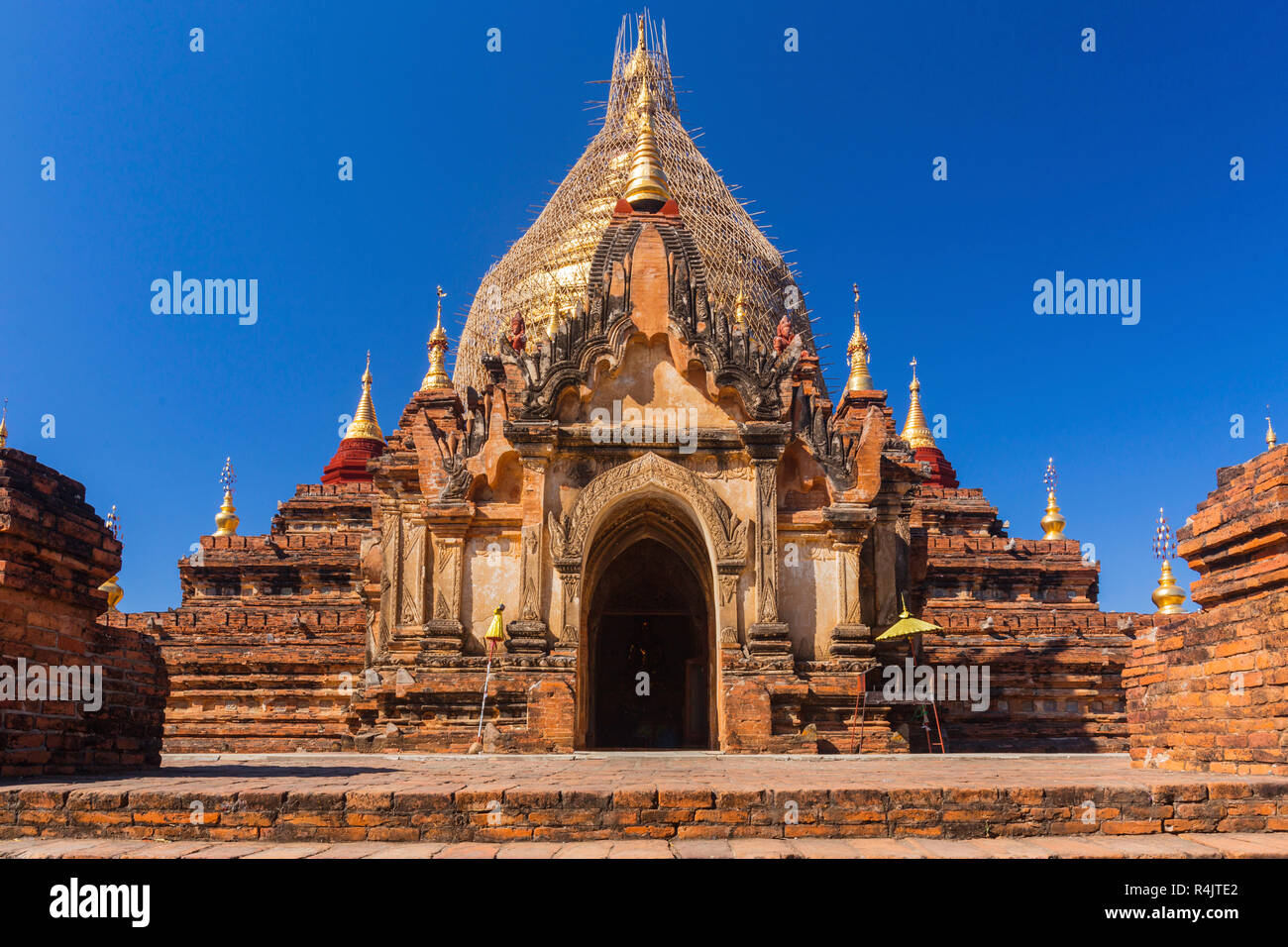 Bouddha Bagan tour à jour Banque D'Images