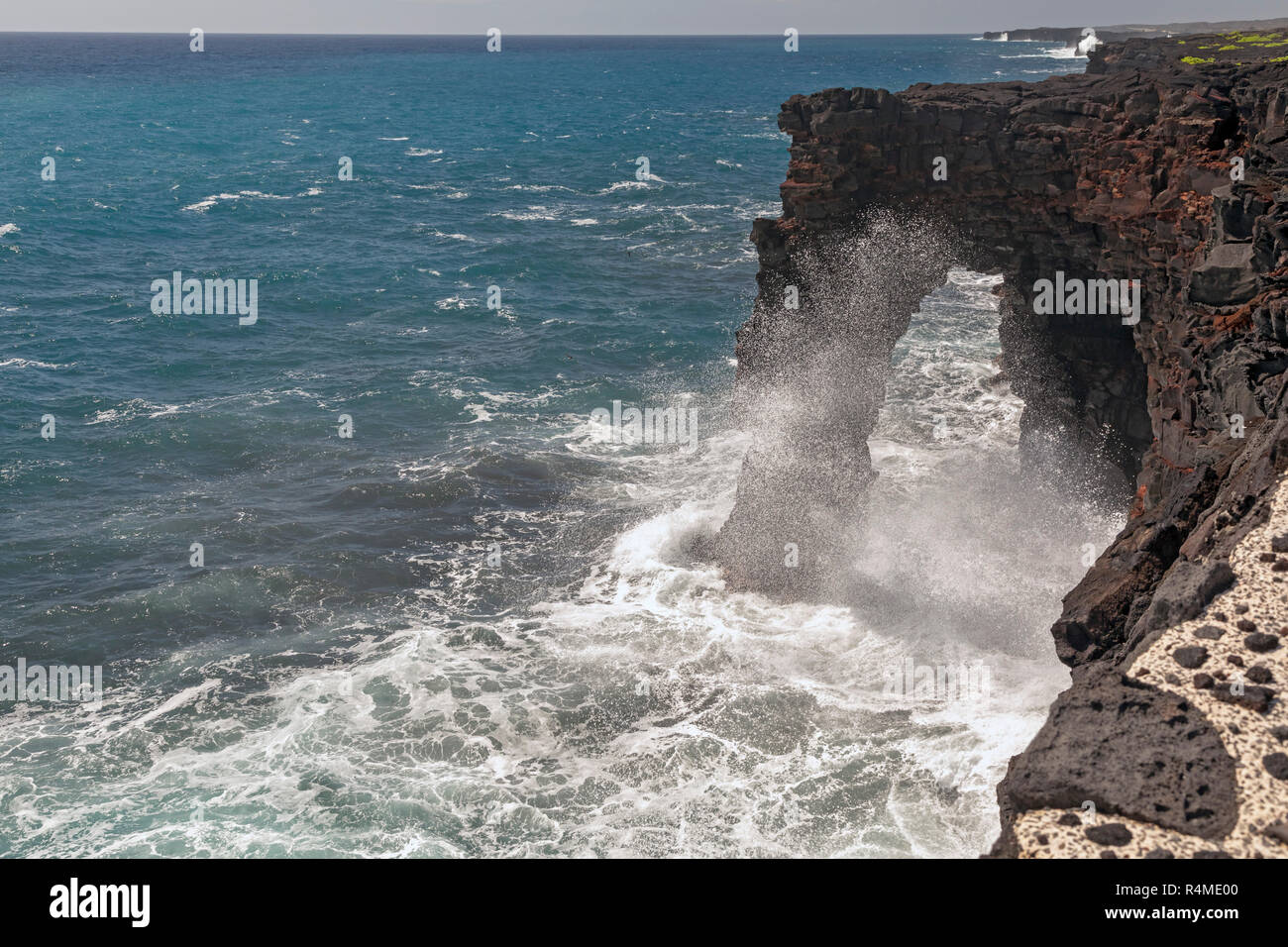 Hawaii Volcanoes National Park, New York - La mer Hōlei Arch. Banque D'Images