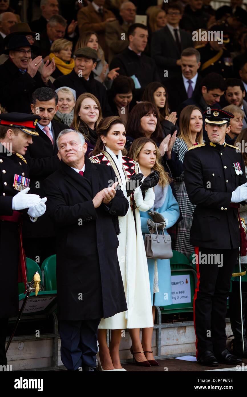 Iman Bint Abdallah Princess Salma Bint Abdullah Leurs Majestés le Roi Abdallah II et La Reine Rania avec leur fille aînée  SAR la Princesse Iman bint Abdullah II, étaient présents à la cérémonie de  fin de leur plus jeune