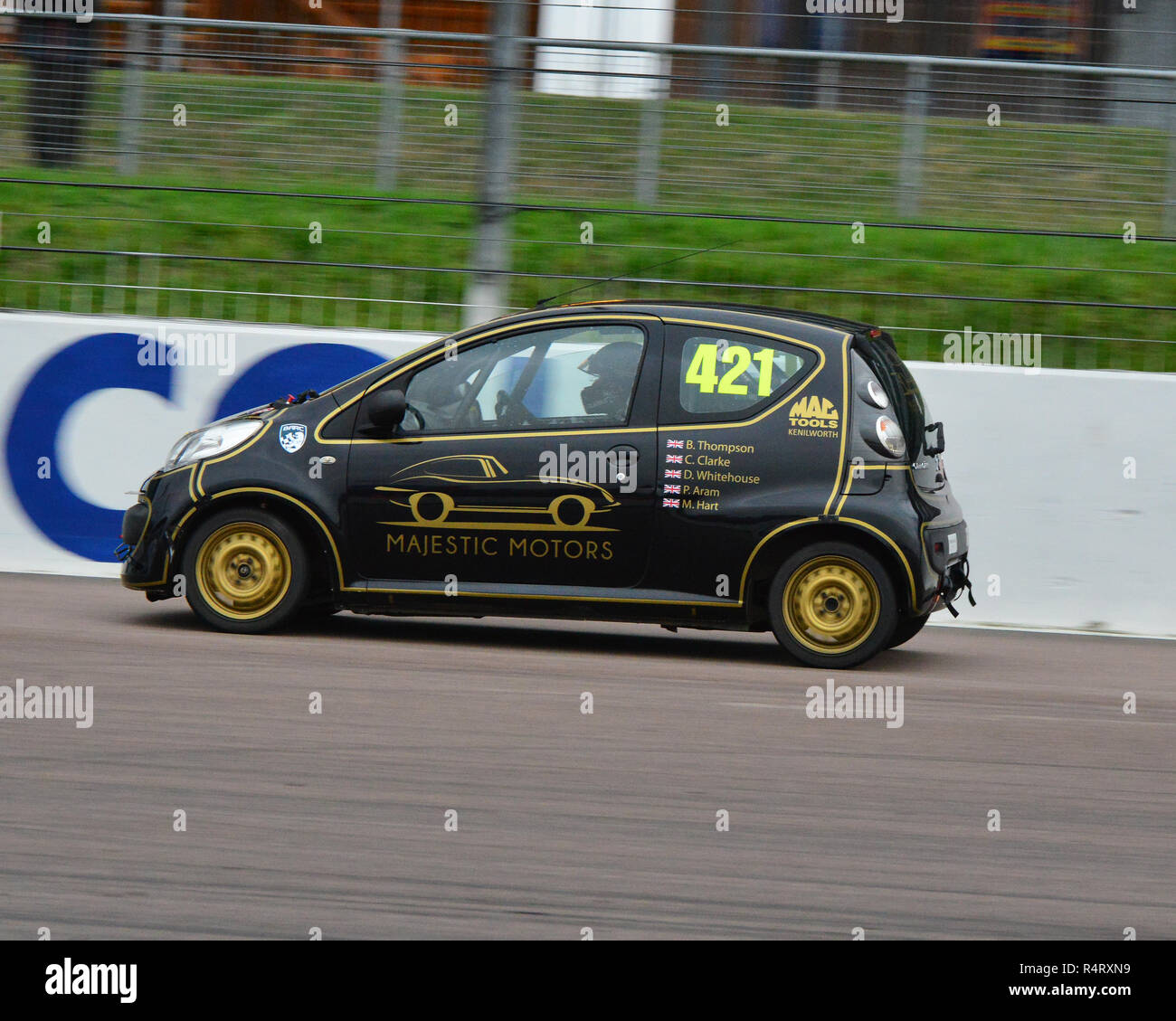 Chris Clarke, Ben Thompson, la Citroën C1, une heure de course, l'occasion de Super Rockingham Rockingham Speedway, Motorsport, samedi, 25 novembre, 2018, de l'automobile Banque D'Images