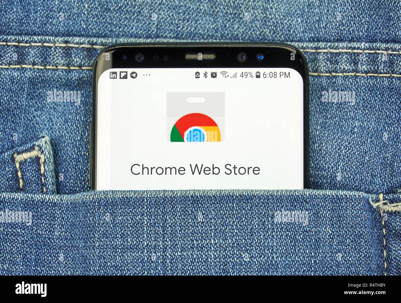 Montréal, Canada - 4 octobre 2018 : Google Chrome Web Store logo sur s8 écran. Chrome Web Store est une boutique en ligne pour les applications web de Google Chrome. Banque D'Images