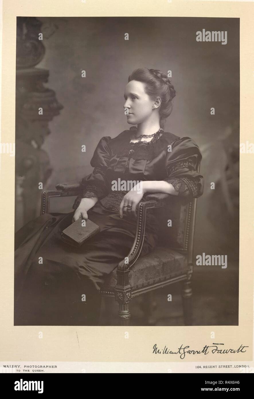 Dame Millicent Fawcett. Nos célébrités. Une galerie de portraits. ... Les portraits. Londres, 1888, [96]. Source : 1764.f.5,. Langue : Anglais. Banque D'Images