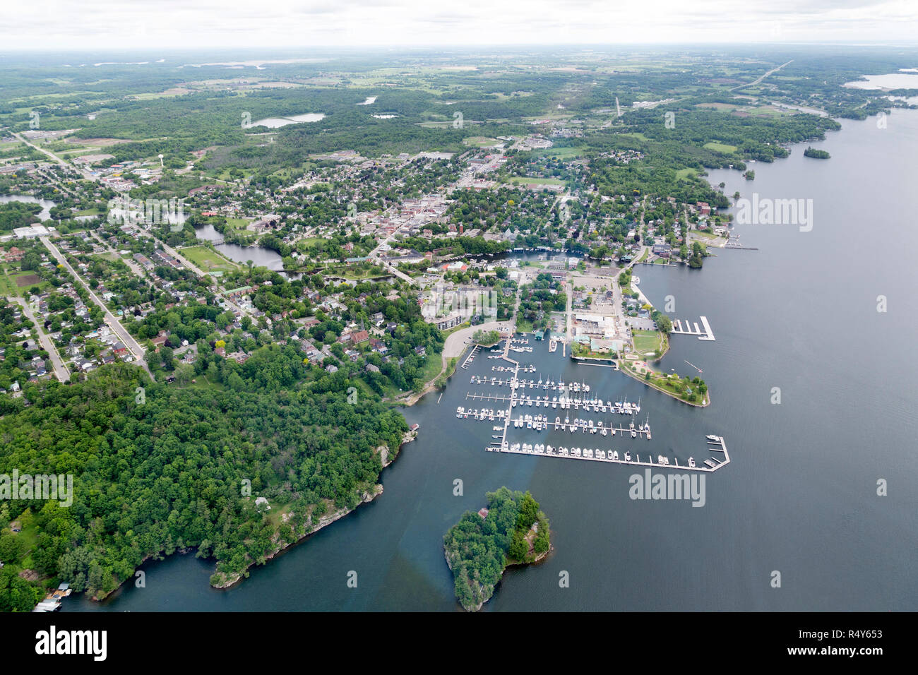 Vue aérienne de Gananoque, en Ontario, Canada. La ville est considérée comme une passerelle vers la région des Mille-Îles, à la frontière des États-Unis et du Canada. Banque D'Images