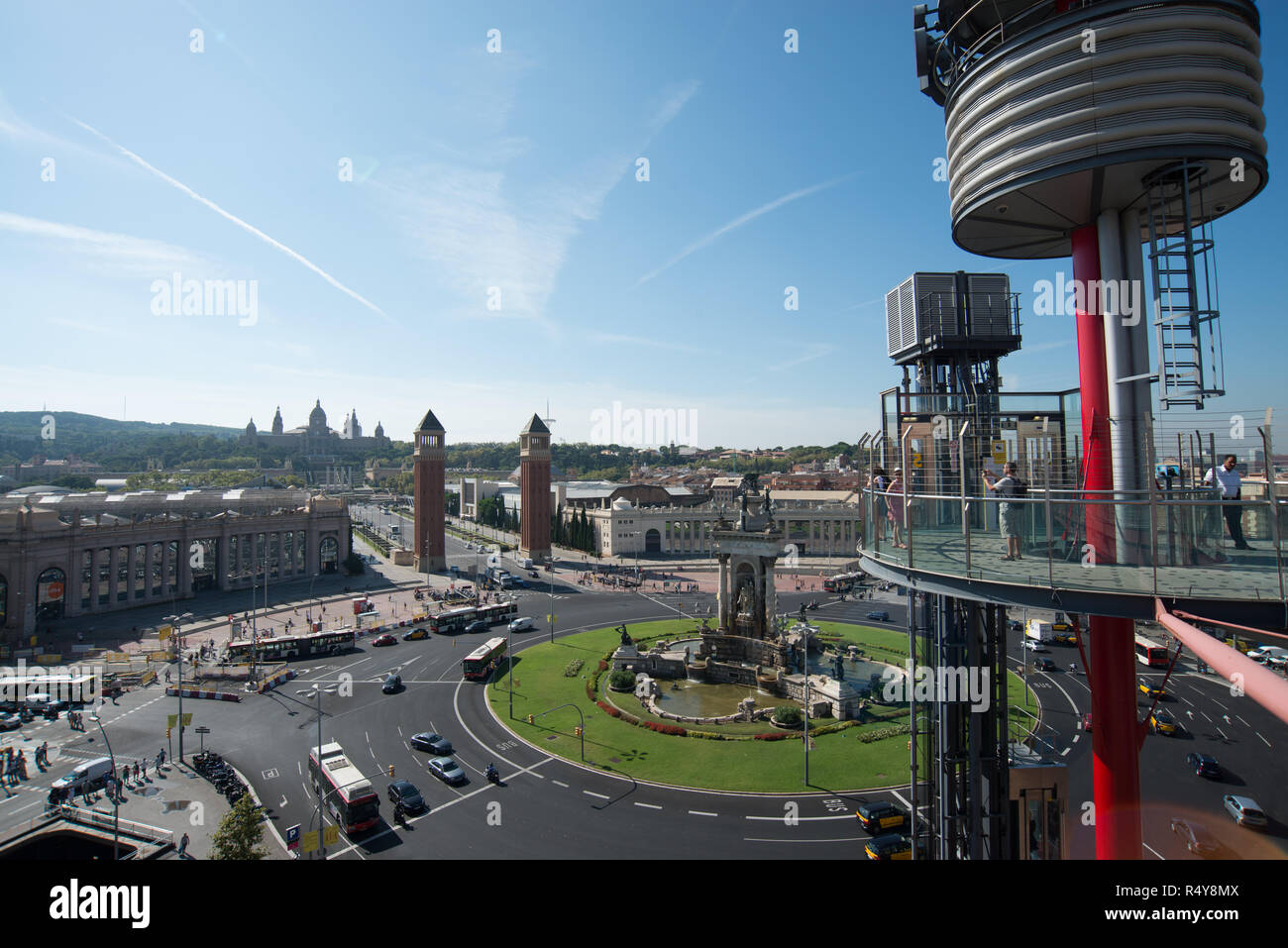 Vue de Las Arenas en direction de l'Avinguda de la Reina Maria Cristina, Plaça d'Espanya, Barcelona, Espagne Banque D'Images