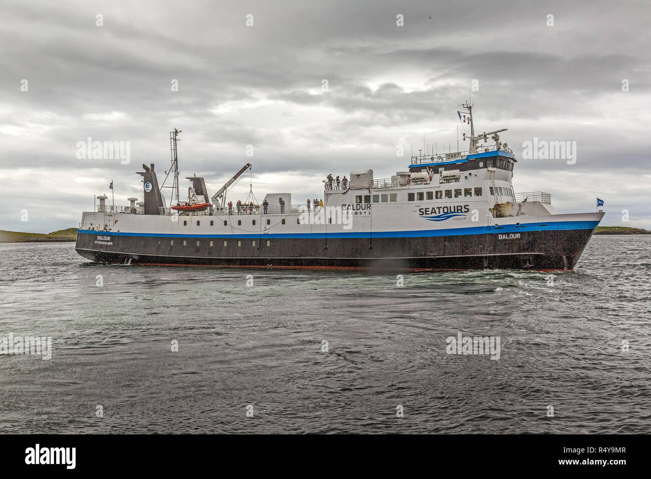 Baldur Ferry traverse la baie de Breidafjörður quotidienne entre Stykkishólmur sur la péninsule de Snæfellsnes et Brjánslaekur dans le nord de l'Islande. Banque D'Images