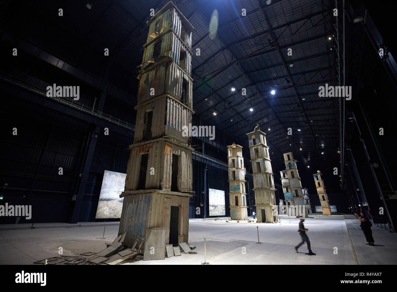 Les sept palais céleste par Anselm Kiefer à l'exposition d'Art à Pirelli Hangar Bicocca à Milan, Italie Banque D'Images