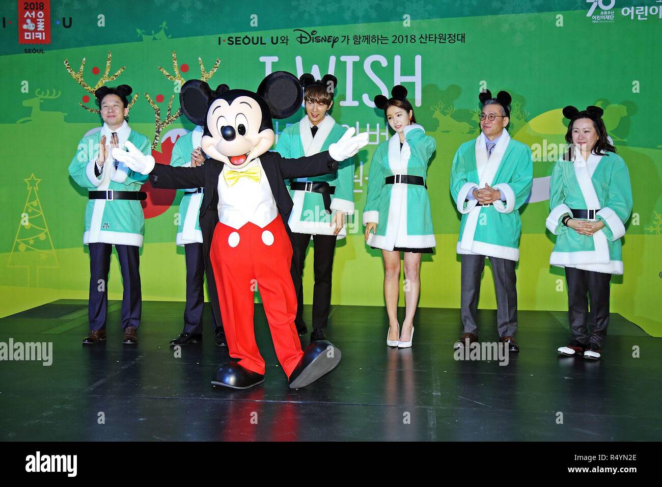 Séoul, Corée. 28 Nov, 2018. Lee Joon Gi, Shin Se Kyung-assister à une fondation pour enfants¡®s'activité dans Séoul, Corée le 28 novembre 2018.(La Chine et la Corée à l'homme) Credit : TopPhoto/Alamy Live News Banque D'Images