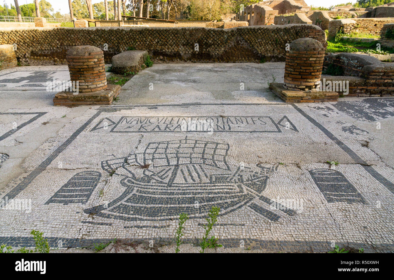 Ostia Antica à Rome, Italie. Dans l'atelier de mosaïque de la Piazzale delle Corporazioni Banque D'Images