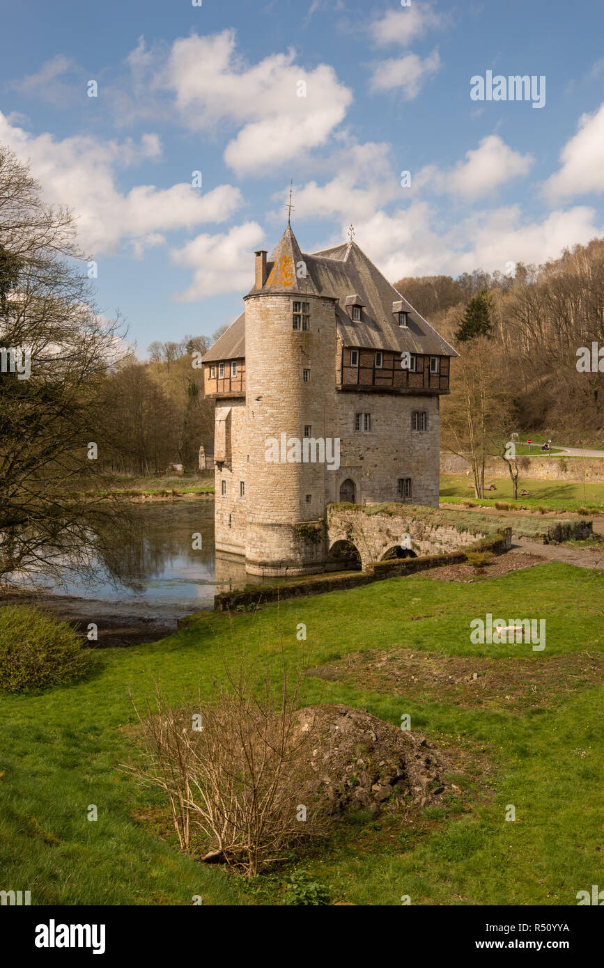 Le château de Crupet, un petit château médiéval près de Namur, Belgique Banque D'Images