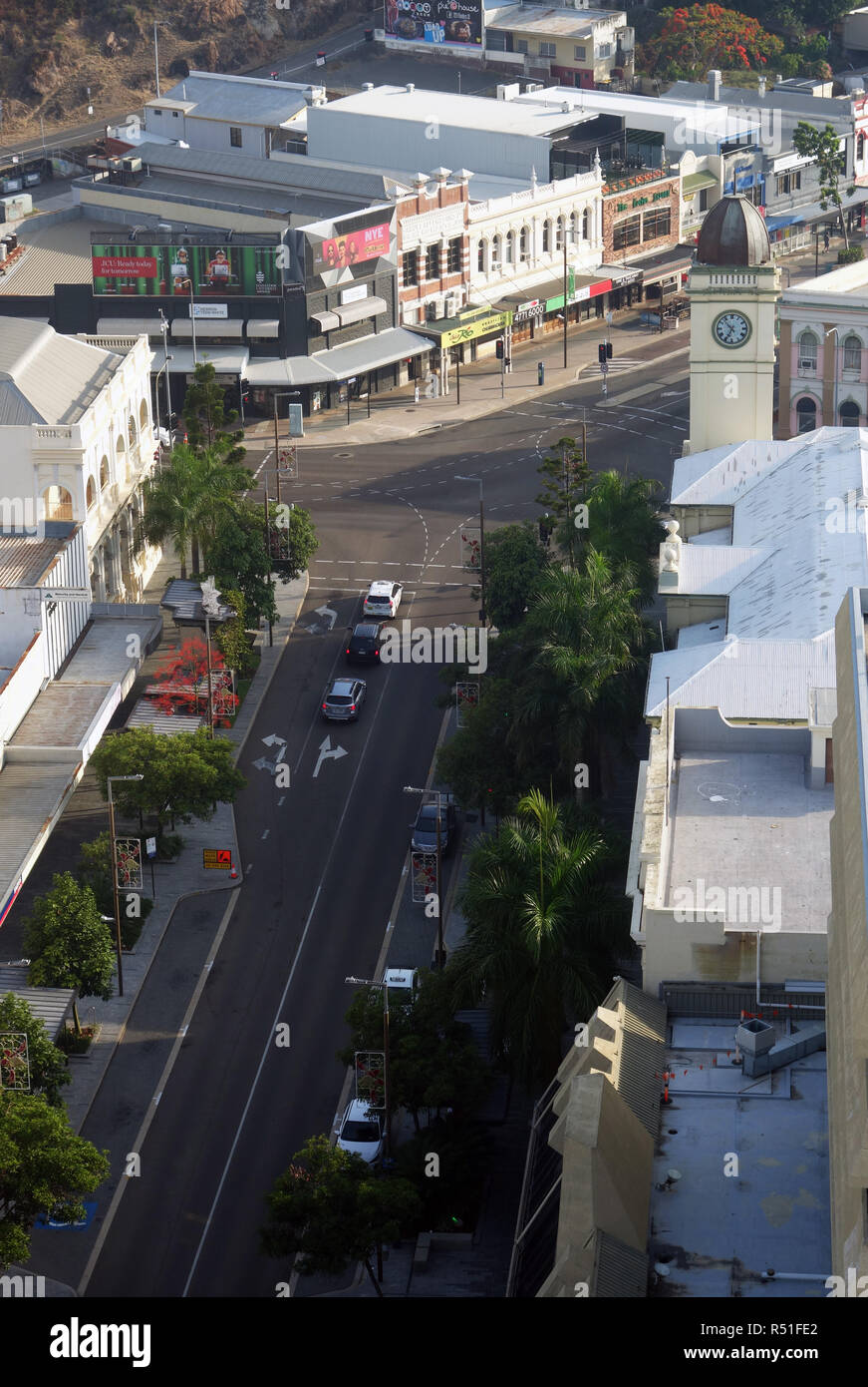 Vue aérienne de Flinders Street, CBD Townsville, Queensland, Australie. Aucune communication ou MR Banque D'Images