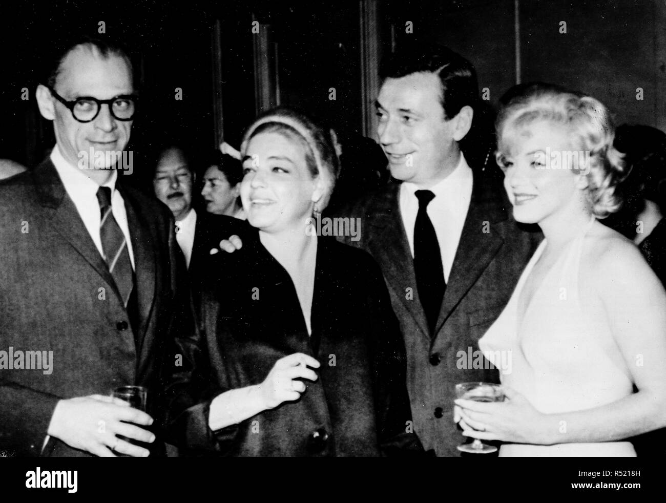 Yves MONTAND, Simone Signoret, Arthur Miller, Marilyn Monroe, 1960 Banque D'Images