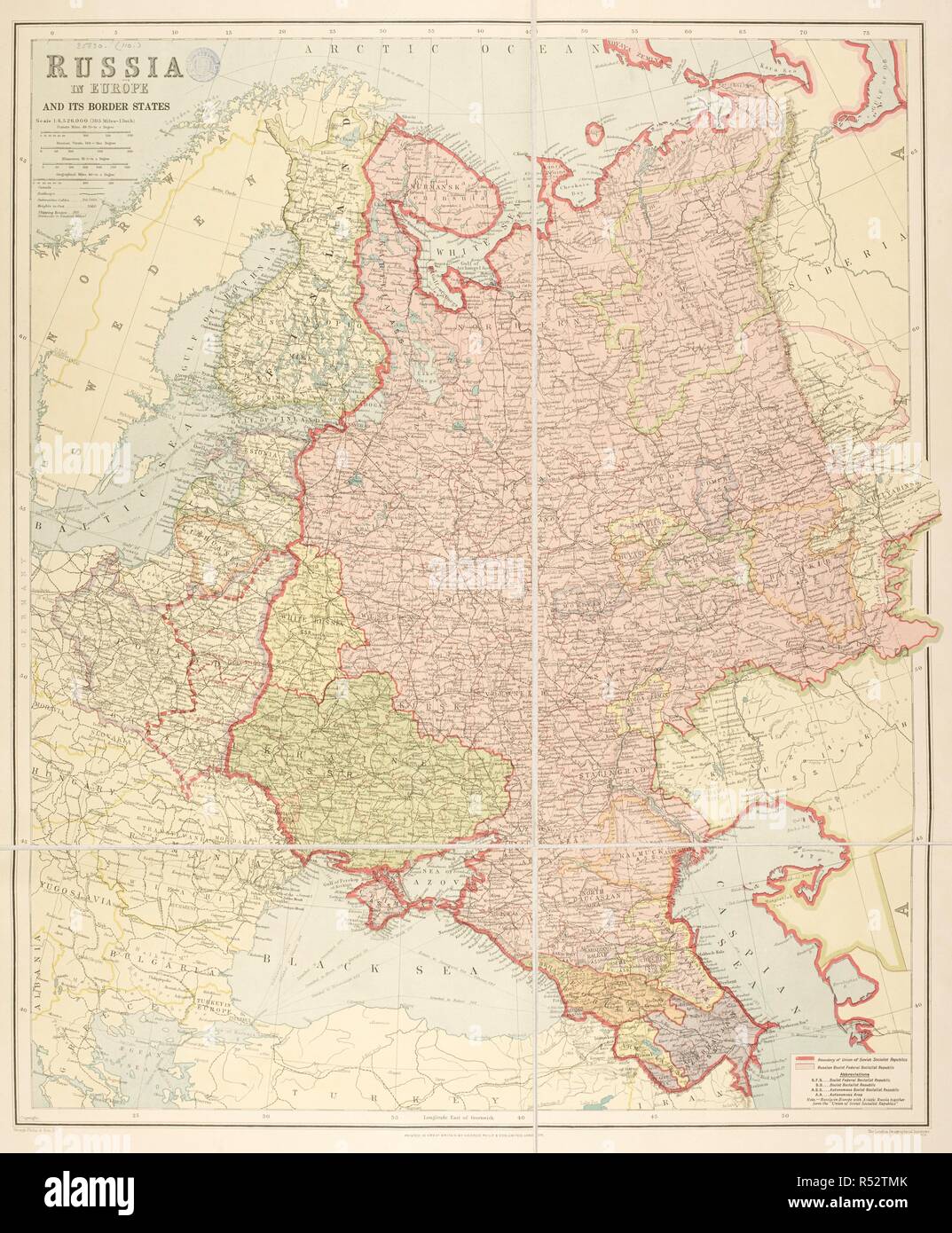 Une carte de la Russie et près de pays, en date du 1940. La carte montre les frontières occidentales de l'URSS. La Russie dans l'Europe et ses États frontaliers. L'échelle 1 : 6 526 000, etc. Londres : G. Philip & Fils, [1940]. 510 x 610 mm. ; l'échelle 1 : 6 526 000. Source : Maps.35830.(110). Banque D'Images