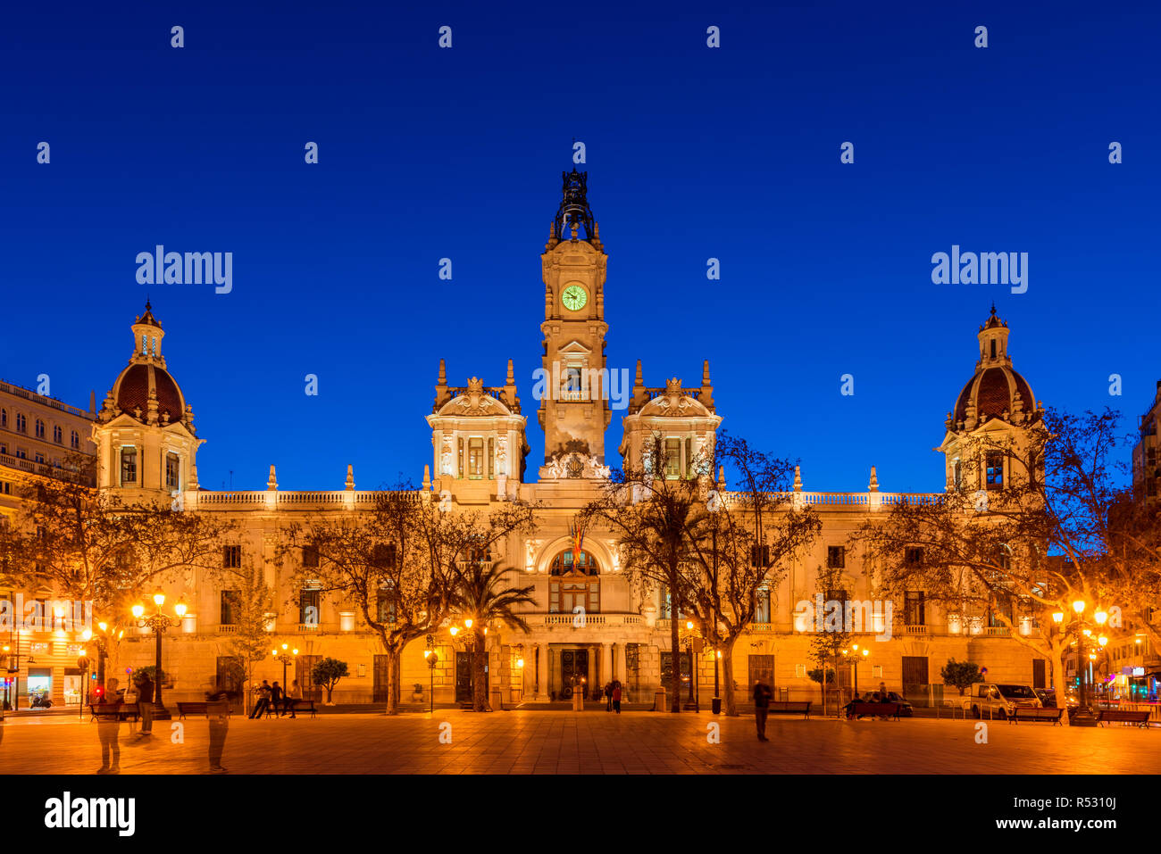 Hôtel de ville de Valence Espagne au crépuscule Banque D'Images