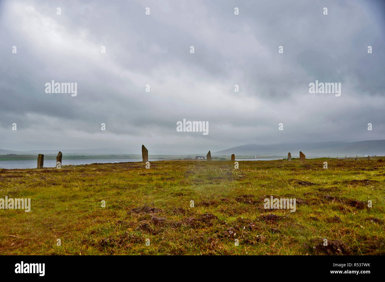 L'anneau d'un cercle de pierres néolithiques Shetlands sur le continent fait partie de l'UNESCO World Heritage Site connu sous le nom le Coeur néolithique des Orcades. 2017 Banque D'Images